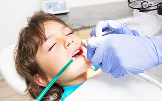 دندانپزشکی کودکان بابکان