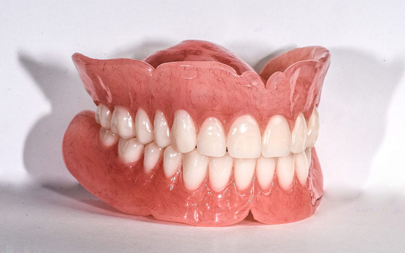 پروتز دندان کامل