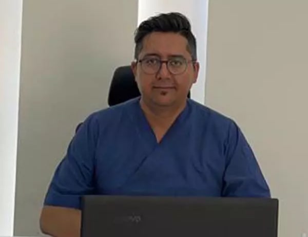 دکتر دندانپزشک امیر رضایی